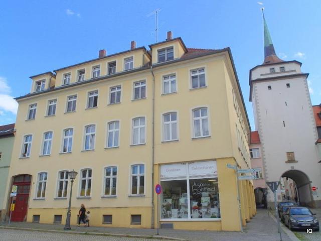 Ab Jan. 2027: Schöne 4 Zimmer Wohnung mit Balkon, Parkettboden & Bad mit Wanne, Dusche und Gäste WC