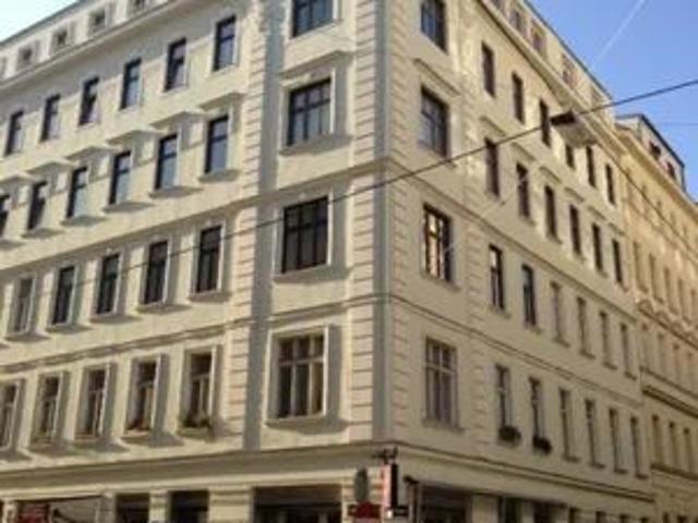 AB JÄNNER 2027! Schöne 2 1/2 Zimmer Altbauwohnung im Herzen des 6. Bezirks!