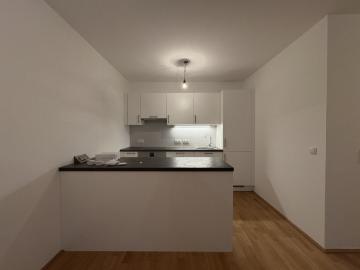Moderne 3 Zimmer Wohnung mit Loggia I Stockerau