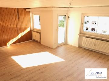 AB JUNI FREI GROSSE 3 ZIMMERWOHNUNG MIT BALKON UND EINBAUKÜCHE