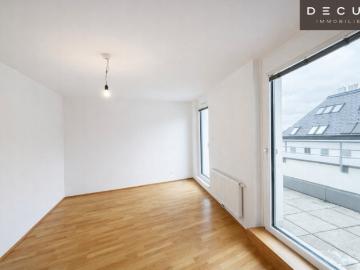 Ab juni | 2 zimmer | mit loggia | niedrige energiekosten