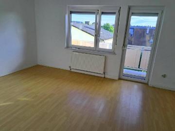 Bezug im Juli 4 Zimmer, Grünruhelage im Zentrum, Erstbezug nach Adaptierung