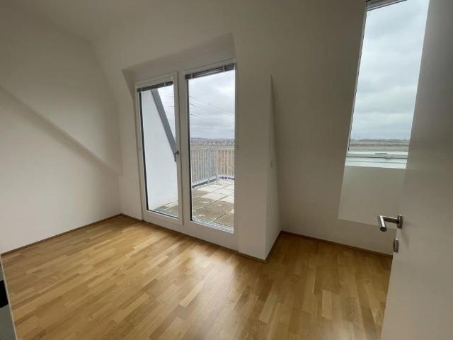 AB JULI: Moderne 3 Zimmer Wohnung mit 2 Terrassen