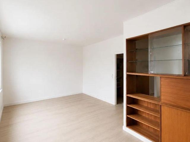 Ab Mai 2027 140 m² Wohnung in kernsaniertem Wohnhaus – ideal für Familien, Paare oder Wohngemeinschaften