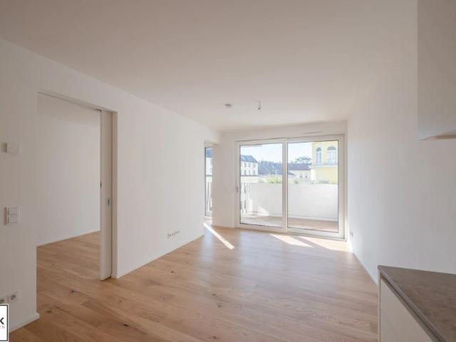 ab November* Südseitige Single und Pärchenwohnung mit Loggia in der 3. Etage – Zweitbezug