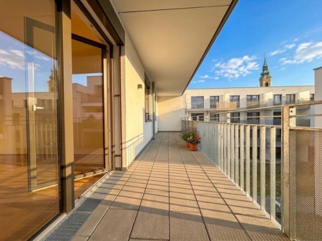 Ab Oktober: moderne 3 Zimmer Wohnung I mit Loggia