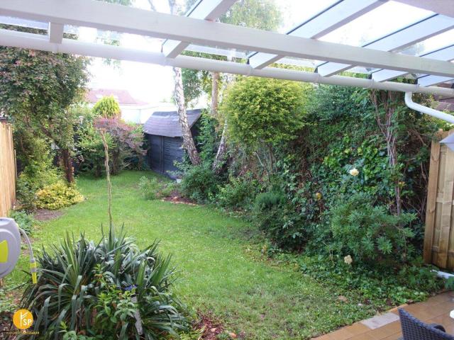 AB OKTOBER WARMMIETE! Zauberhaftes Reihenhaus, Zweitbezug frisch saniert, Atrium,Klimaanlage!