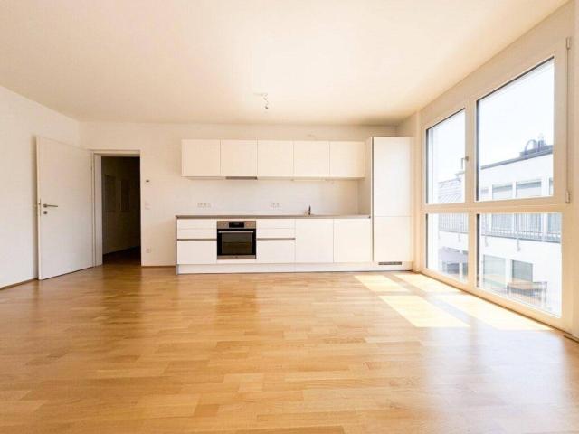 ab September: Moderne 3 Zimmer Wohnung I mit sonnigen Südbalkon