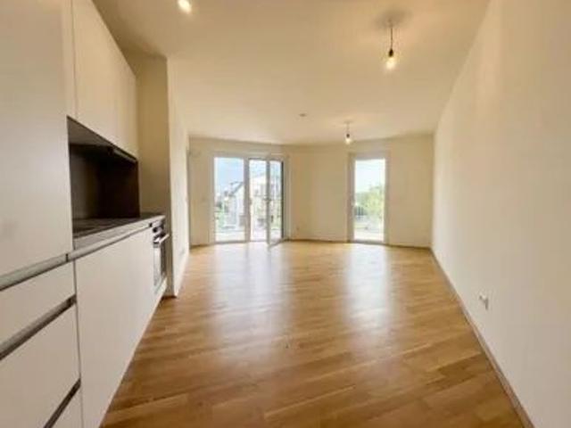 AB SEPTEMBER:Neuwertige 2 Zimmer Wohnung mit Balkon HIRSCHFELD