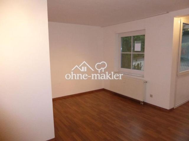 ab sofort 1 Zi Wo.f.sol.berufs /Single/Stud/Azubi im 1.OG, Garage möglich