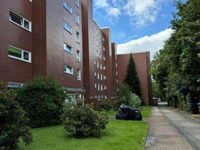 Ab sofort: 1 Zimmer Wohnung mit Balkon in der nähe des Flughafens