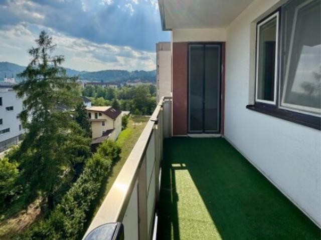 AB SOFORT I DIREKT AN DER MUR I 5. STOCK I SCHÖNER AUSBLICK I ABSOLUTE RUHELAGE I LOGGIA I ZENTRAL I PROJEKT WOHNEN