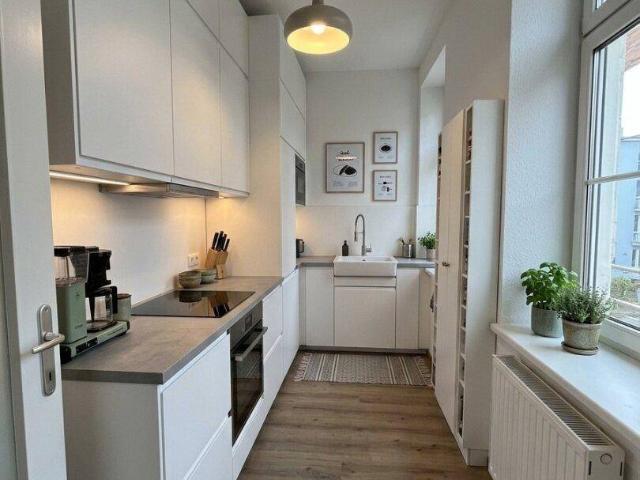 AB SOFORT! Sanierte 3 Zimmerwohnung mit rd. 83 m² in hervorragender Zentrumslage von Wels! Perfekte Anbindung, Infrastruktur und Erreichbarkeit! Parkplatz und Kellerabteil vorhanden!