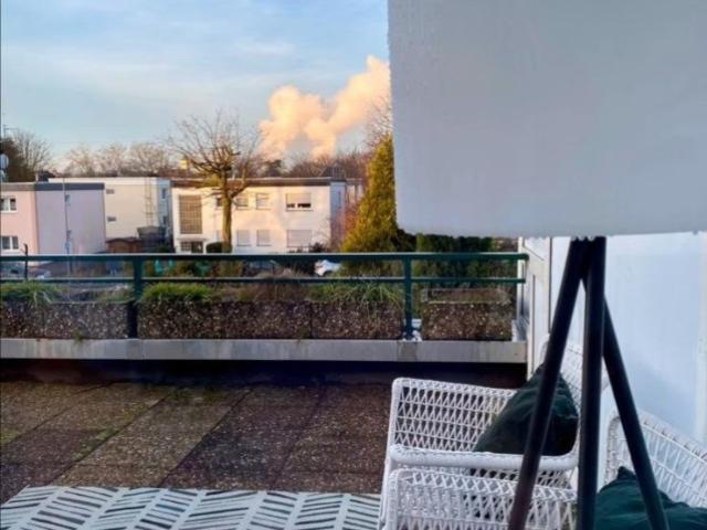 Ab sofort Schöne möblierte 1 Zimmer Wohnung F Nied 900 €