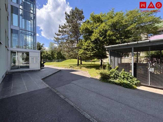 Ab sofort verfügbar – großzügige 2 Zimmer Wohnung in Linz/Kleinmünchen mit Loggia und Parkplatz! ACHTUNG MIETVERTRAG WIRD AUF 10 JAHRE BEFRISTET ABGESCHLOSSEN!