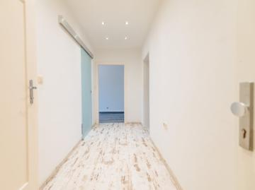 1. monat mietfrei i ab sofort verfügbar i zentrale lage i balkon i top aufteilung i carport i dusche i projekt wohnen