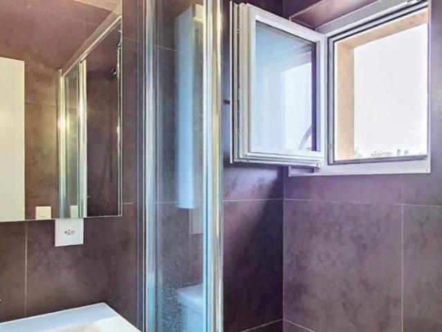 Sofort verfügbarSchöne 4.5 Zimmer Wohnung im Herzen der Côte