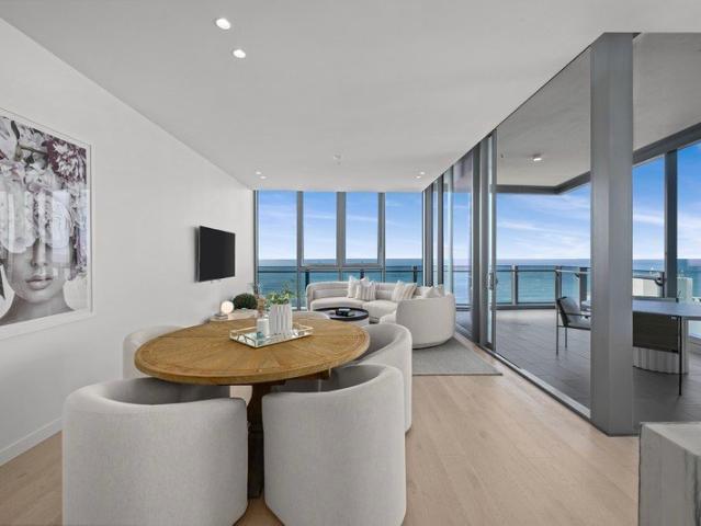 Above It All A Penthouse Residence at Signature Broadbeach