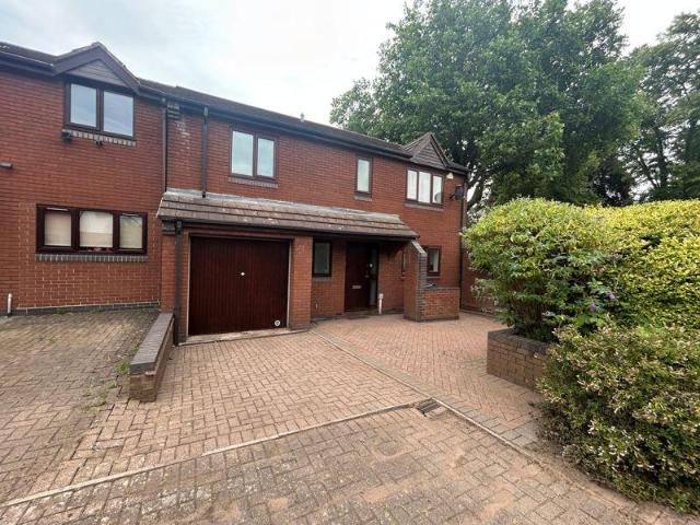 Aboyne Close, Edgbaston, Birmingham 3 bed terraced house to rent £1,695 pcm £391 pw