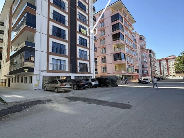 ŞABANÖZÜ İLÇESİ YENİ MAHALLEDE SATILIK SIFIR 2+1 YAPILI DAİRE