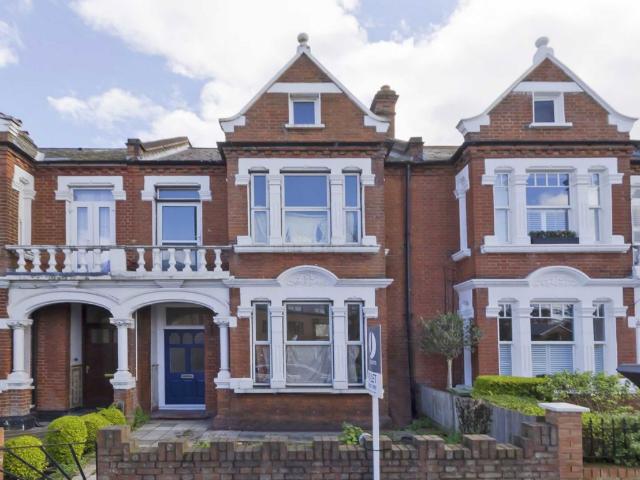 Abbeville Road, Clapham SW4, 4 bed terraced house to rent, £5,100 pcm | PrimeLocation
