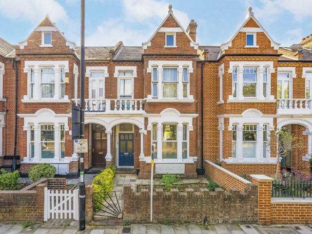 Abbeville Road, London SW4 4 bed terraced house to rent £5,100 pcm £1,177 pw