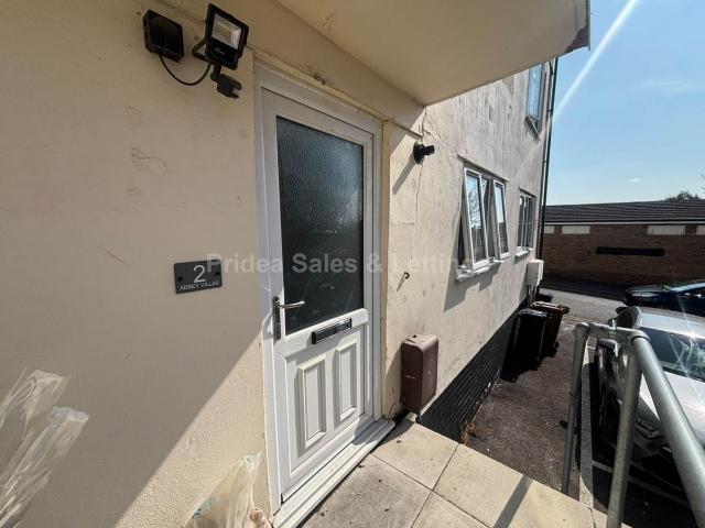 Abbey Villas, Tempest Street LN2, 2 bed flat to rent, £850 pcm | PrimeLocation