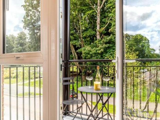 Abbey Barn Park, High Wycombe, 2 Bedroom Apartment