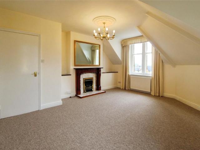 Abbey Court, Sherborne, Dorset, DT9 2 bed apartment to rent £1,000 pcm £231 pw