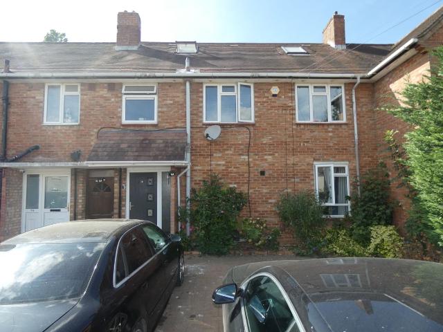 Abbey Drive, Luton LU2, 5 bed property to rent, £2,000 pcm | PrimeLocation