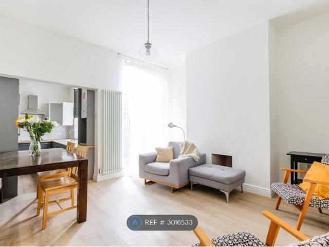 Abbey Hey Lane, Abbey Hey, Manchester M18, 3 bed terraced house to rent, £1,500 pcm | PrimeLocation