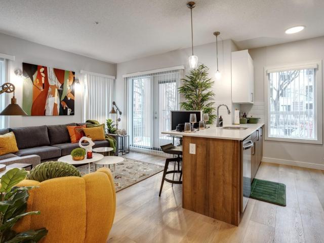Abbey Park Residences 1 Bedroom + Den Apartment for Rent