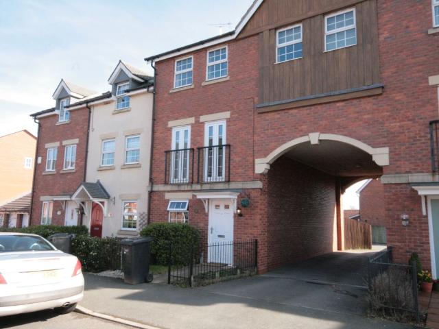 Abbey Park Way, Weston CW2, 4 bed town house to rent, £1,300 pcm | PrimeLocation