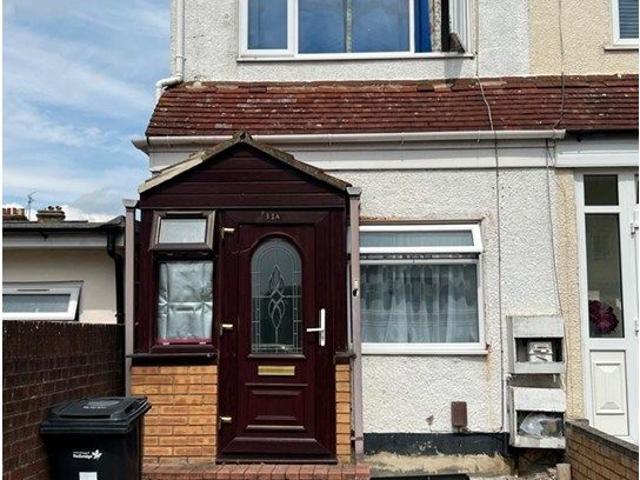 Abbey Road, Ilford IG2, 2 bed detached house to rent, £2,000 pcm | PrimeLocation
