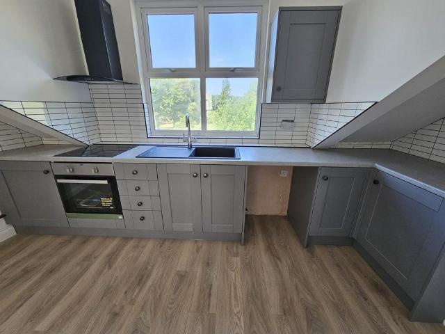 Abbey Road, Leeds 1 bed flat to rent £815 pcm £188 pw