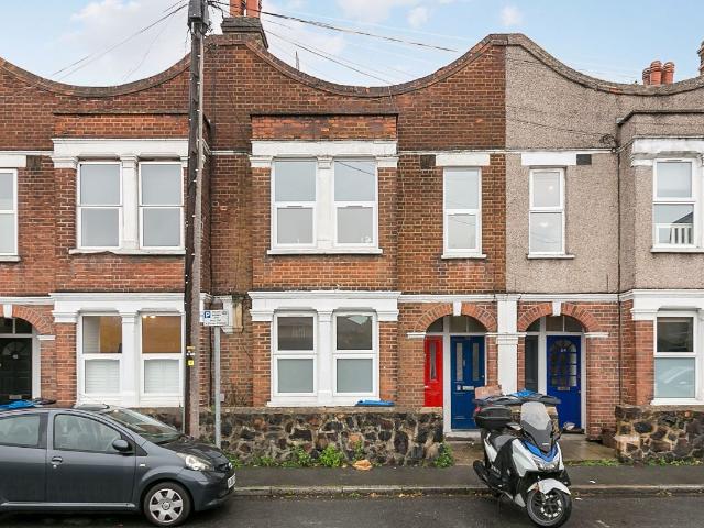 Abbey Road, London SW19, 2 bed flat to rent, £2,000 pcm | PrimeLocation
