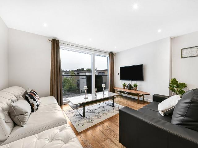 Abbey Road, St. John's Wood, London NW8, 2 bed flat to rent, £3,900 pcm | PrimeLocation