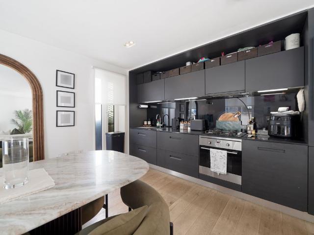 Abbey Road, St. Johns Wood NW8, 1 bed flat to rent, £2,150 pcm | PrimeLocation