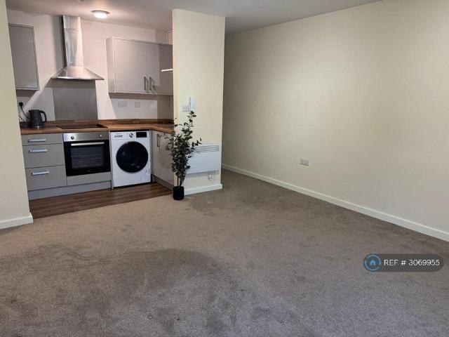 Abbey Street, Nuneaton, CV11 1 bed flat to rent £725 pcm £167 pw