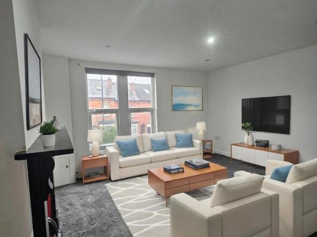 Abbeydale Road, Nether Edge. 2 bed flat to rent £795 pcm £183 pw