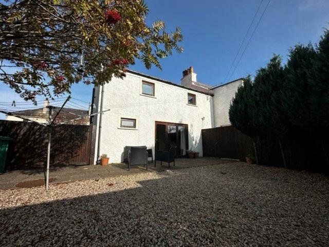 Abbeywall Road, Pittenweem, Fife KY10, 2 bed flat to rent, £1,350 pcm | PrimeLocation