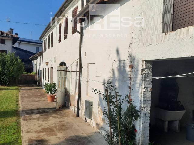 Abbinata/Bifamiliare in vendita a Istrana, Pezzan