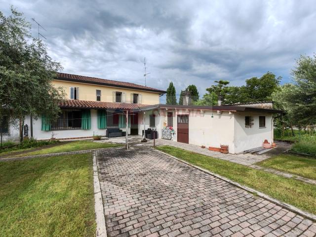 Abbinata/Bifamiliare in vendita a Oderzo, Fa