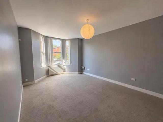 Abbortsford Road, Crosby, L23 6UX
