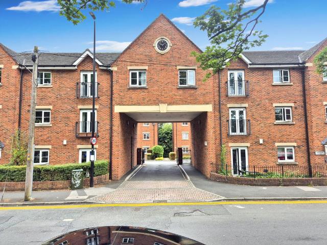 Abbots Mews, Burley, Leeds 2 bed apartment to rent £1,050 pcm £242 pw