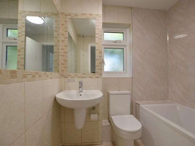 Abbots Rise, Redhill RH1, 3 bed property to rent, £2,000 pcm | PrimeLocation