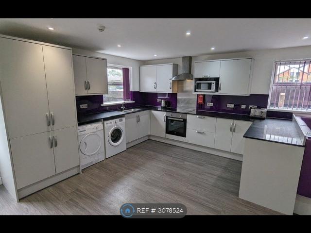 Abbotsford Mews, Ormskirk L39, 8 bed end terrace house to rent, £650 pcm | PrimeLocation