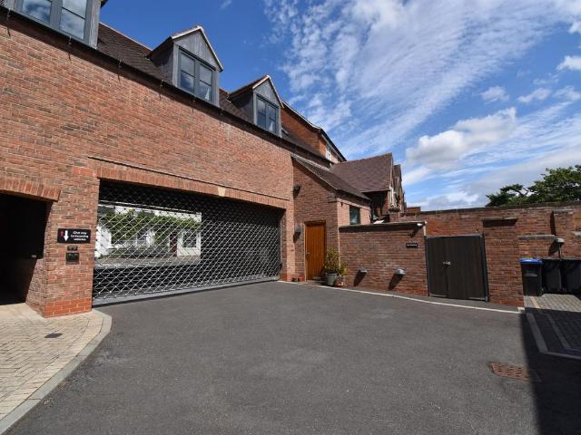 Abbotsford Mews, New Street, Kenilworth CV8, 1 bed flat to rent, £1,750 pcm | PrimeLocation