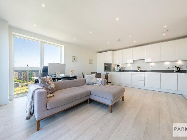 Abbotsford Court, Lakeside Drive, Park Royal NW10, 2 bed flat to rent, £2,400 pcm | PrimeLocation
