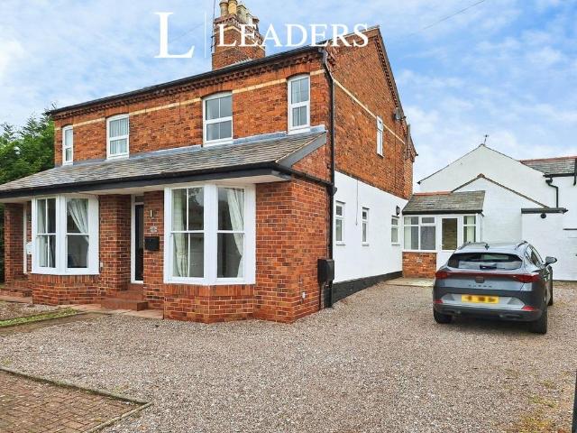 Abbotsmeads, Parkgate Road, Chester, CH1 2 bed semi detached house to rent £1,300 pcm £300 pw